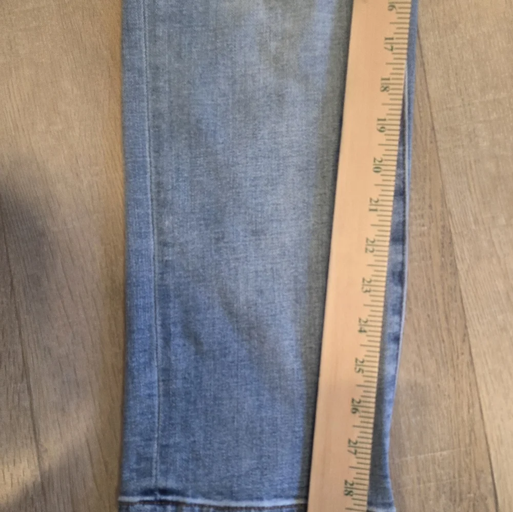 J Crew Jeans Womens Sz 30 Light Wash Distressed Straight Leg Denim Pants Stretch